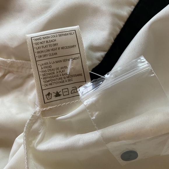 Adorable cream dress with mock Peter Pan collar - Picture 7 of 7